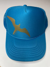 Iwa Bird Trucker Hat