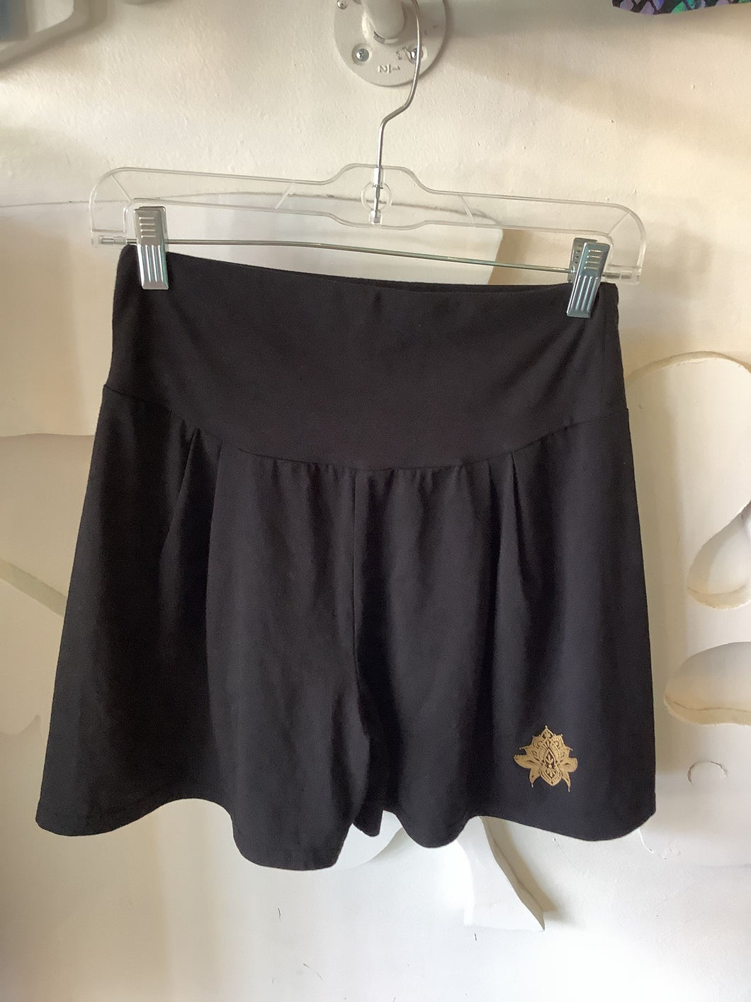 Darmakai Shorts(daria)